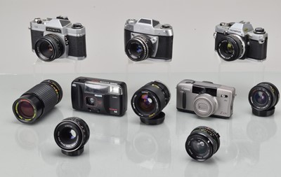 Lot 78 - A Group of 35mm Cameras