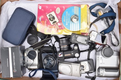 Lot 88 - A Tray of Digital Cameras