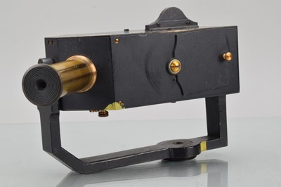 Lot 103 - An Alex Wright & Co Lummer-Brodhun type differential photometer
