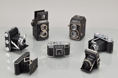 Lot 192 - Folding and Other Cameras