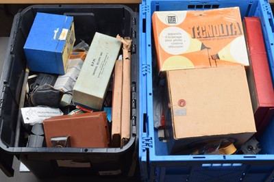 Lot 214 - Camera Related Items