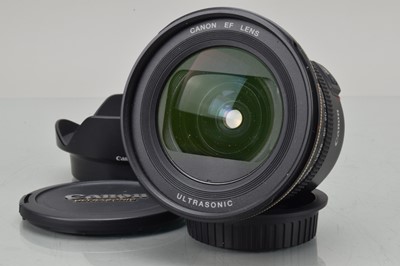 Lot 279 - A Canon EF 20-35mm f/3.5-4.5 Ultrasonic Lens