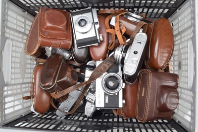 Lot 382 - A Box of Viewfinder and Rangefinder Cameras