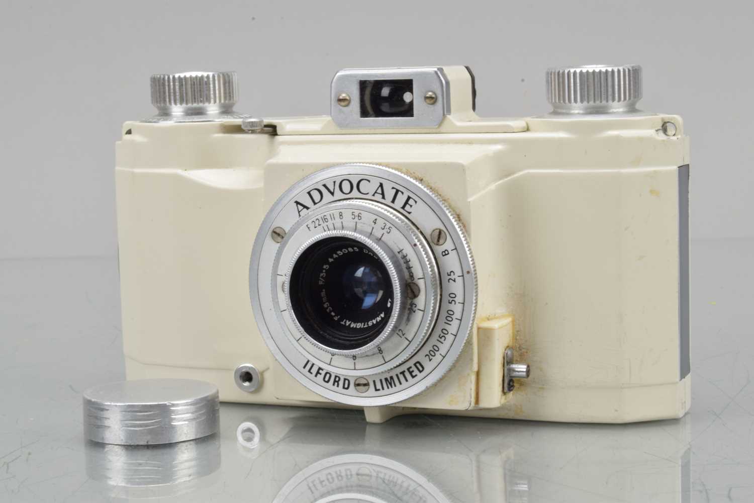 Lot 404 - An Ilford Advocate Camera
