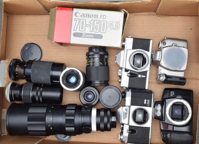 Lot 426 - A Tray of SLR Camera Bodies & SLR Lenses