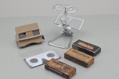 Lot 427 - A Sputnik Stereo Viewer