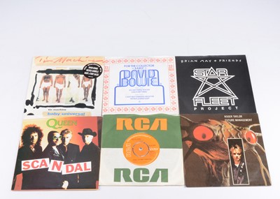 Lot 53 - David Bowie / Queen 7" Single