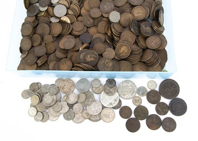 Lot 302 - A collection of mostly British and world coins