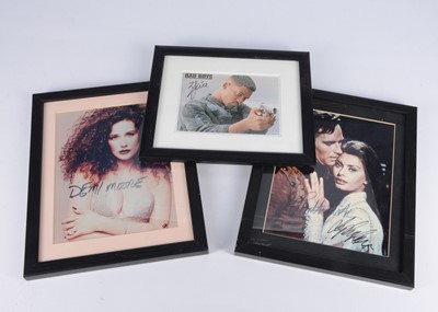 Lot 650 - Actor / Entertainer signatures