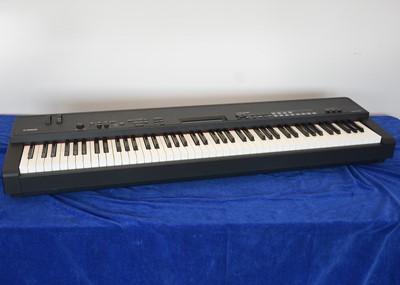 Lot 711 - Yamaha CP 40 Stage Piano