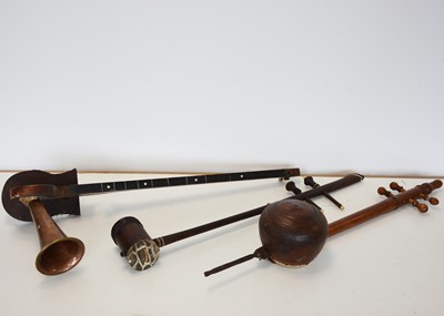 Lot 737 - Saw Duang / Gidjak / Phono Fiddle