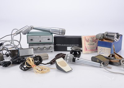 Lot 744 - Microphones