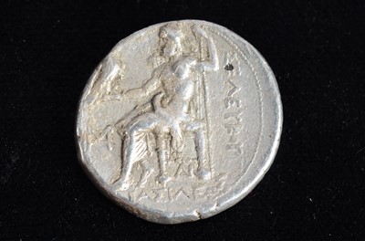 Lot 17 - Ancient Greece Silver Drachm coin