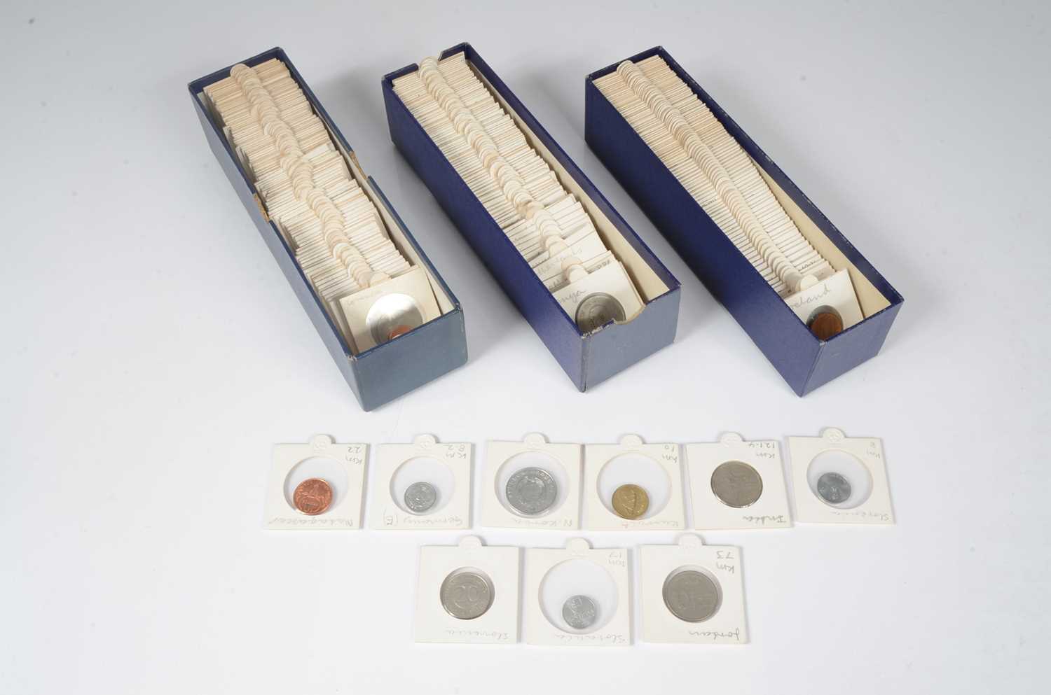 Lot 35 - A Collection of World coinage