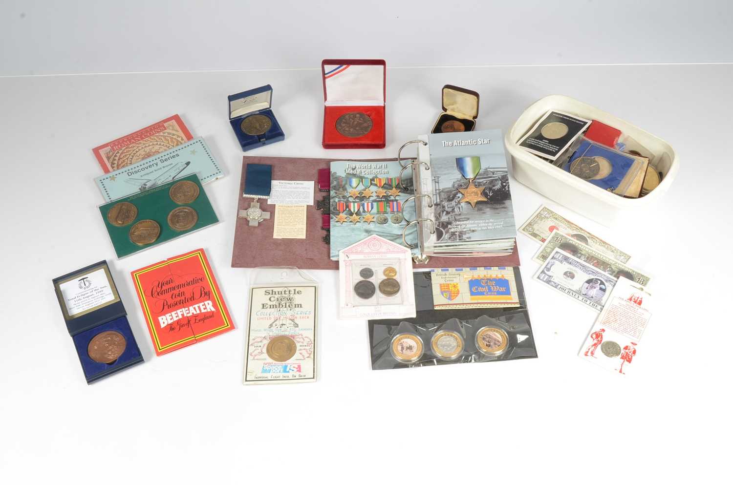 Lot 63 - Large accumulation of reproduction coins and medallions