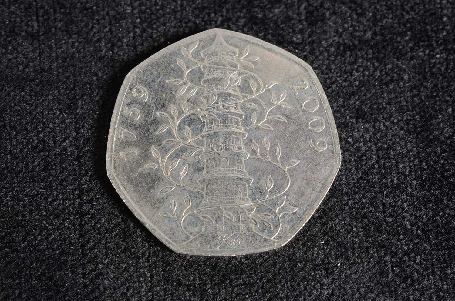 Lot 87 - 2009 Kew Gardens 50 pence coin