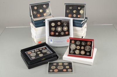 Lot 114 - A collection of nineteen Royal mint proof sets