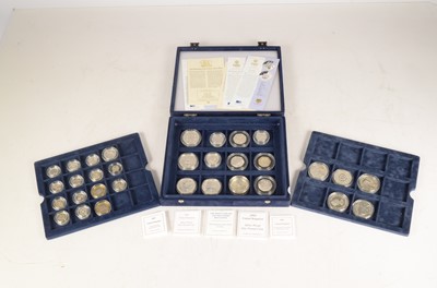 Lot 157 - A collection of thirty two British silver proof and bullion coins