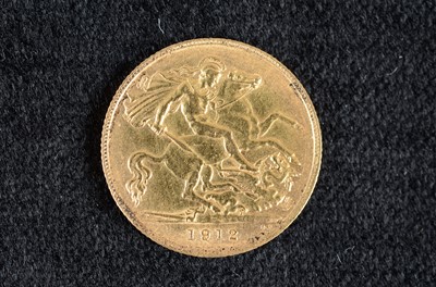 Lot 195 - A George V Gold Half Sovereign