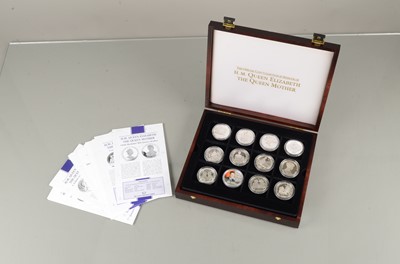 Lot 213 - A collection of twenty four silver proof crown size coins