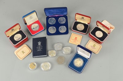Lot 247 - A collection of eighteen world silver and silver  Proof coins