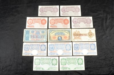 Lot 260 - A collection of British bank notes