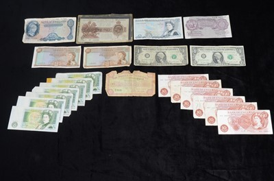 Lot 269 - A group of twenty two British and other bank notes