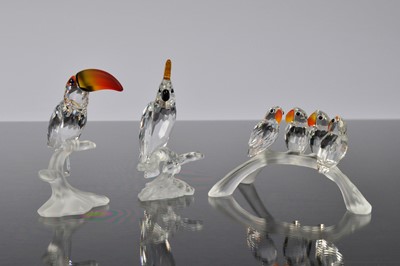Lot 13 - A collection of Swarovski birds