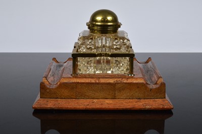 Lot 29 - A Victorian glass inkwell on stand