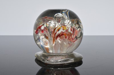 Lot 51 - An early 20th Century glass paperweight