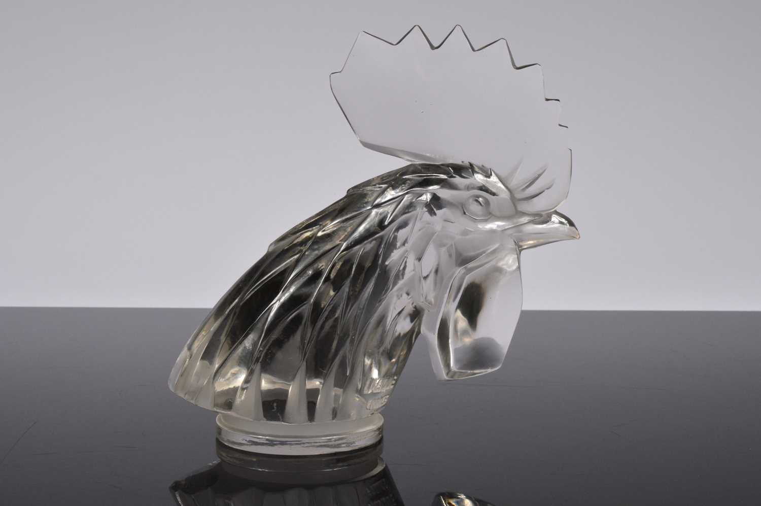 Lot 56 - An Art Deco style Lalique glass car mascot