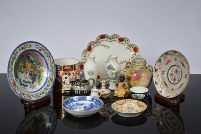 Lot 99 - A collection of British and other ceramics