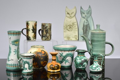 Lot 218 - Twelve items of South West English studio pottery