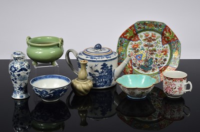 Lot 240 - Eight items of Chinese porcelain