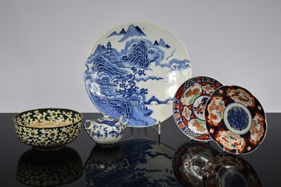 Lot 243 - A collection of Asian ceramics