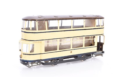 Lot 327 - An 0 Gauge clockwork 2-axle tramcar by Van Reimsdijk