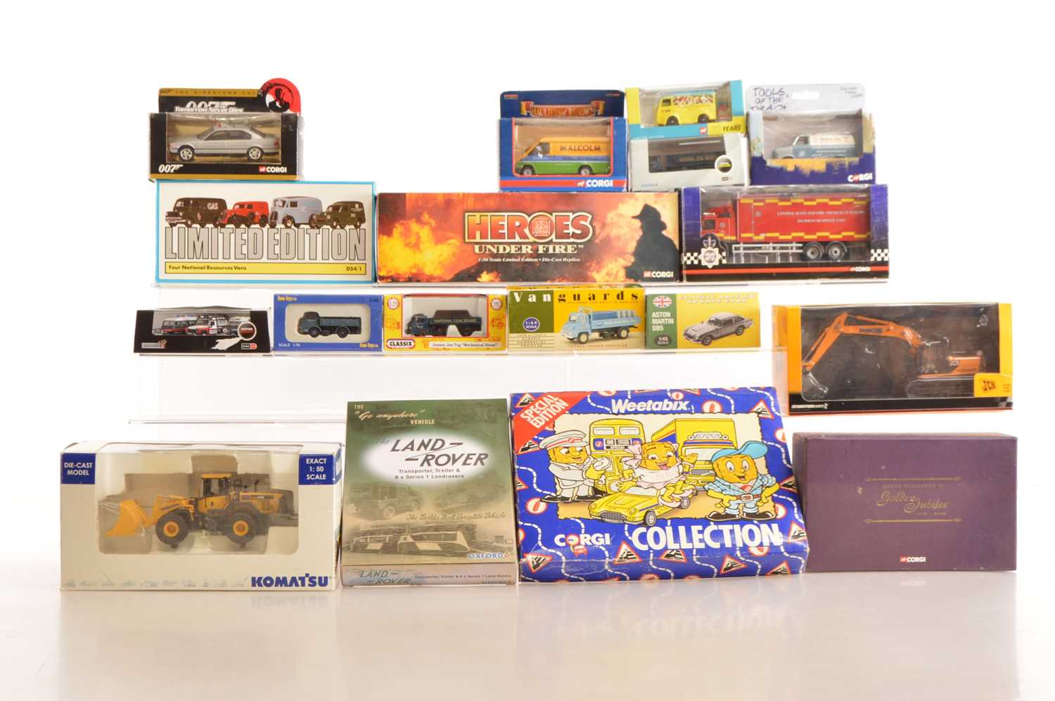 Lot 31 - Modern Diecast Vintage and Modern Vehicles (18)