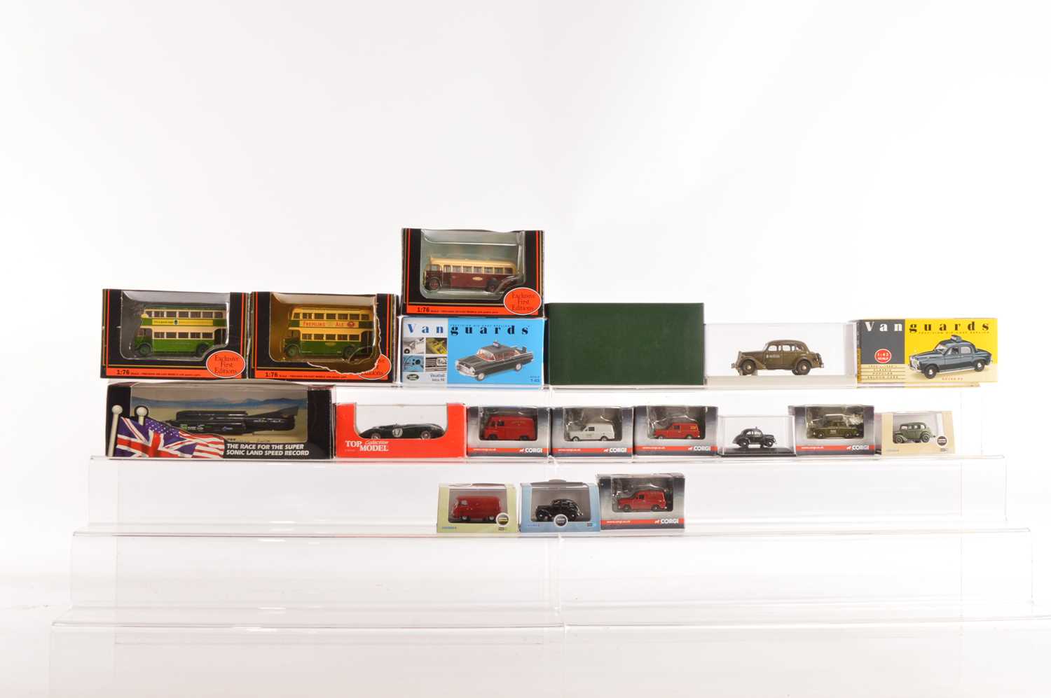 Lot 36 - Modern Diecast Vintage Vehicles (18)