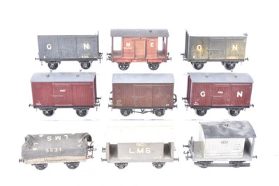 Lot 375 - Leeds Model Company four-wheel Freight Stock