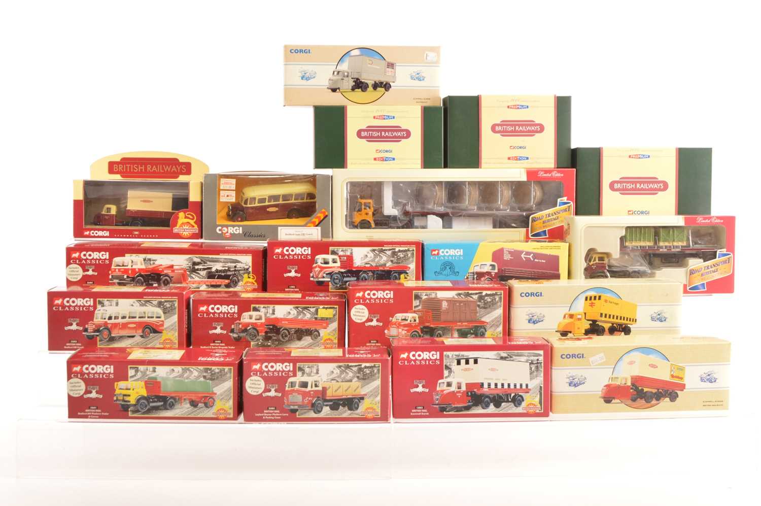 Lot 71 - Corgi Classics British Rail and Related Commercial Vehicles (19)
