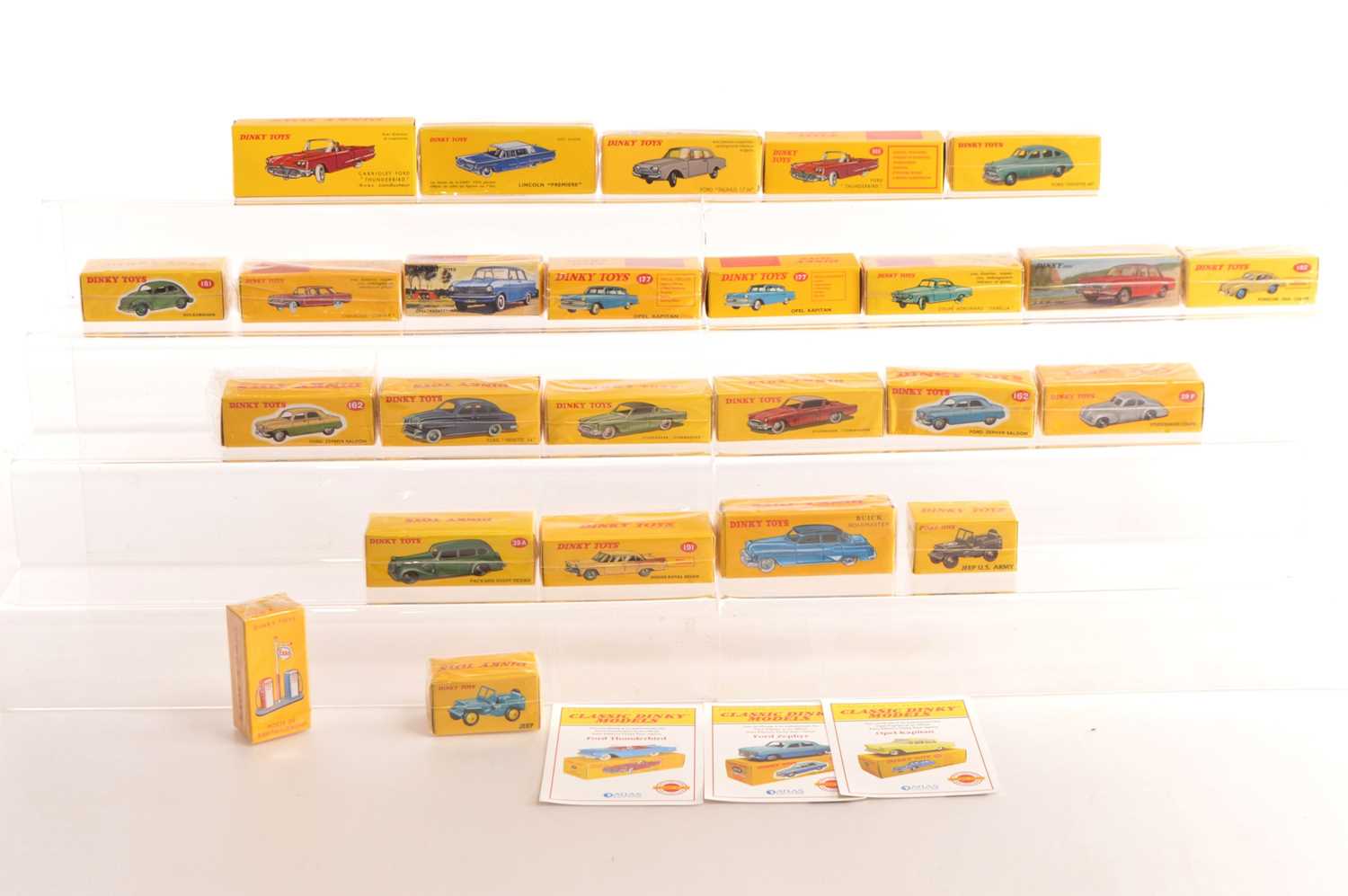 Lot 77 - Atlas Editions Dinky American and German Private and Military Cars and Fuel Pumps (25)