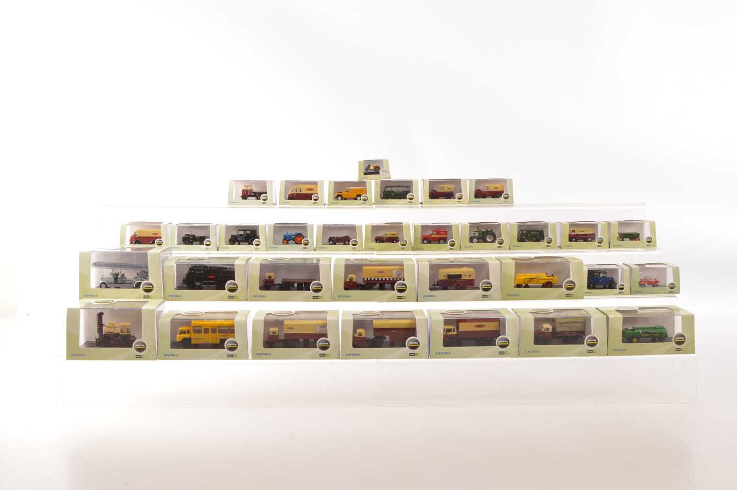 Lot 85 - Oxford Diecast Commercials (32)