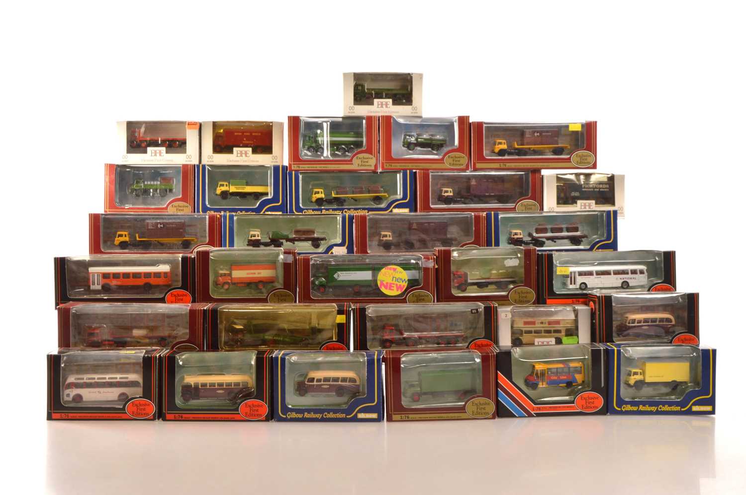 Lot 96 - Exclusive First Editions Vintage Commercial Vehicles and Buses 1:76 Scale (31)