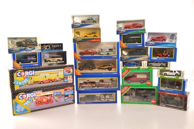 Lot 117 - Corgi and Other 1980s and Later Private Cars and Accessories (23)