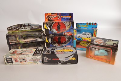 Lot 130 - Modern Diecast Models From TV Music and Film (9)
