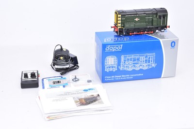 Lot 388 - Dapol 0 Gauge 7D-008-003U BR green Class 08 Diesel Shunter