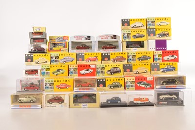 Lot 140 - Modern Diecast Vintage and Modern Cars (37)