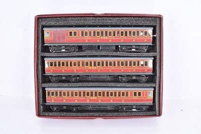 Lot 391 - ACE Trains 0 Gauge LMS maroon 3-Car EMU Set