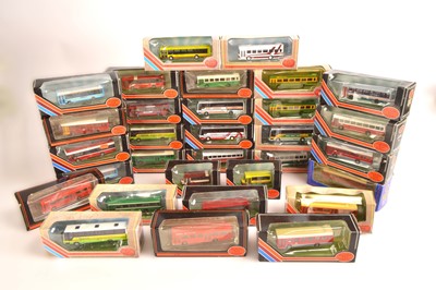 Lot 166 - Exclusive First Editions 1:76 Scale Modern Single Deck Buses and Coaches Southern Region and London (31)