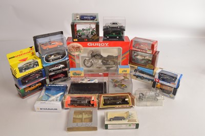Lot 175 - Modern Diecast 1:10 Scale and Smaller Diecast Vehicles and Aircraft (27)